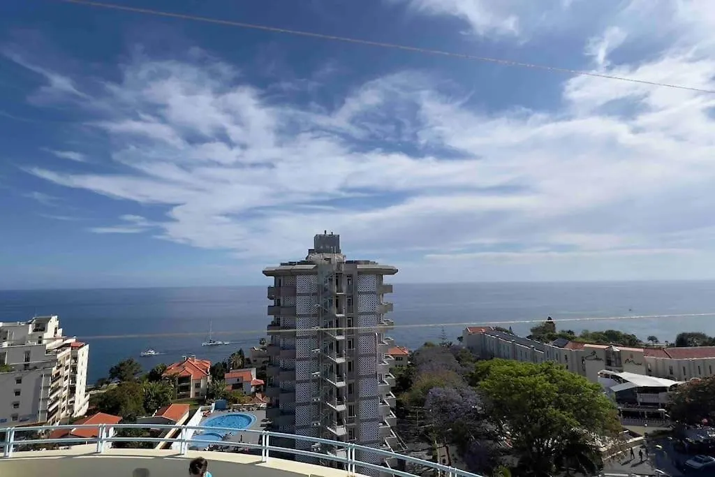 By The Sea III Lido - Com Piscina Apartment Funchal   Funchal (Madeira)